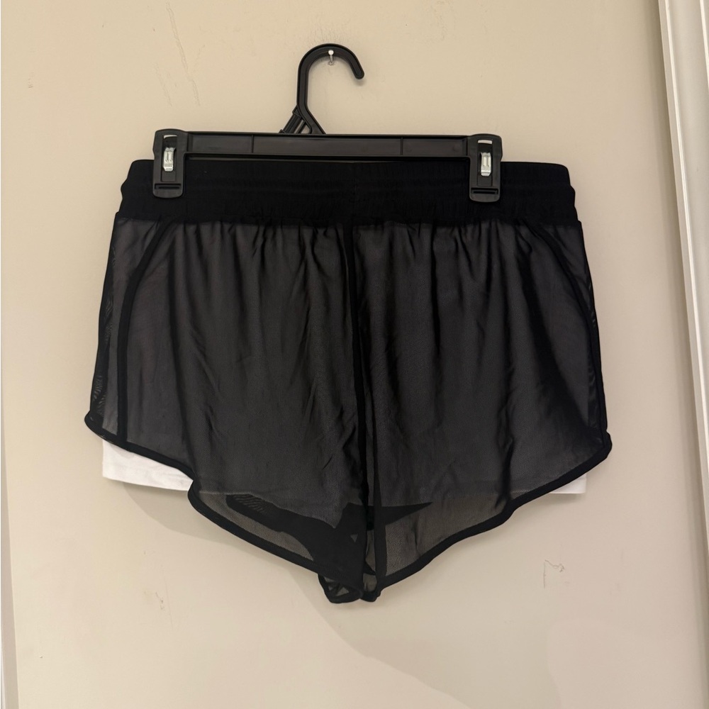 ALO ambience Yoga Black Layered Mesh Athletic Shorts size M - Picture 3 of 4